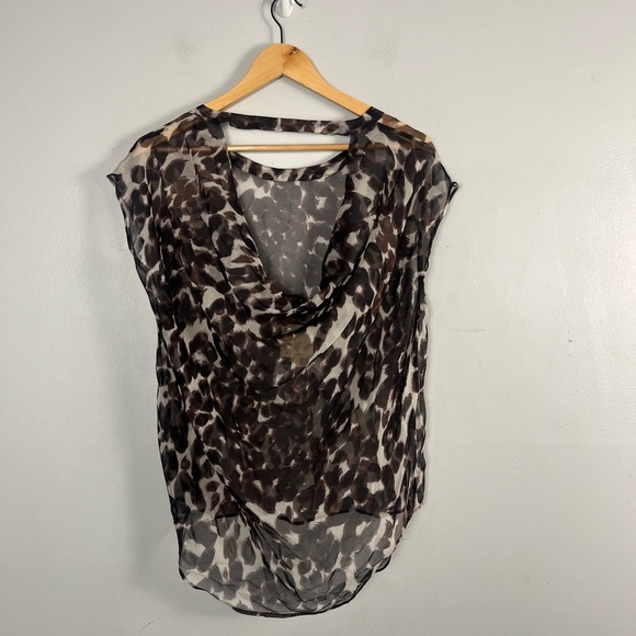 Chaser 100% silk open back leopard printed sheer blouse size small - Picture 2 of 6